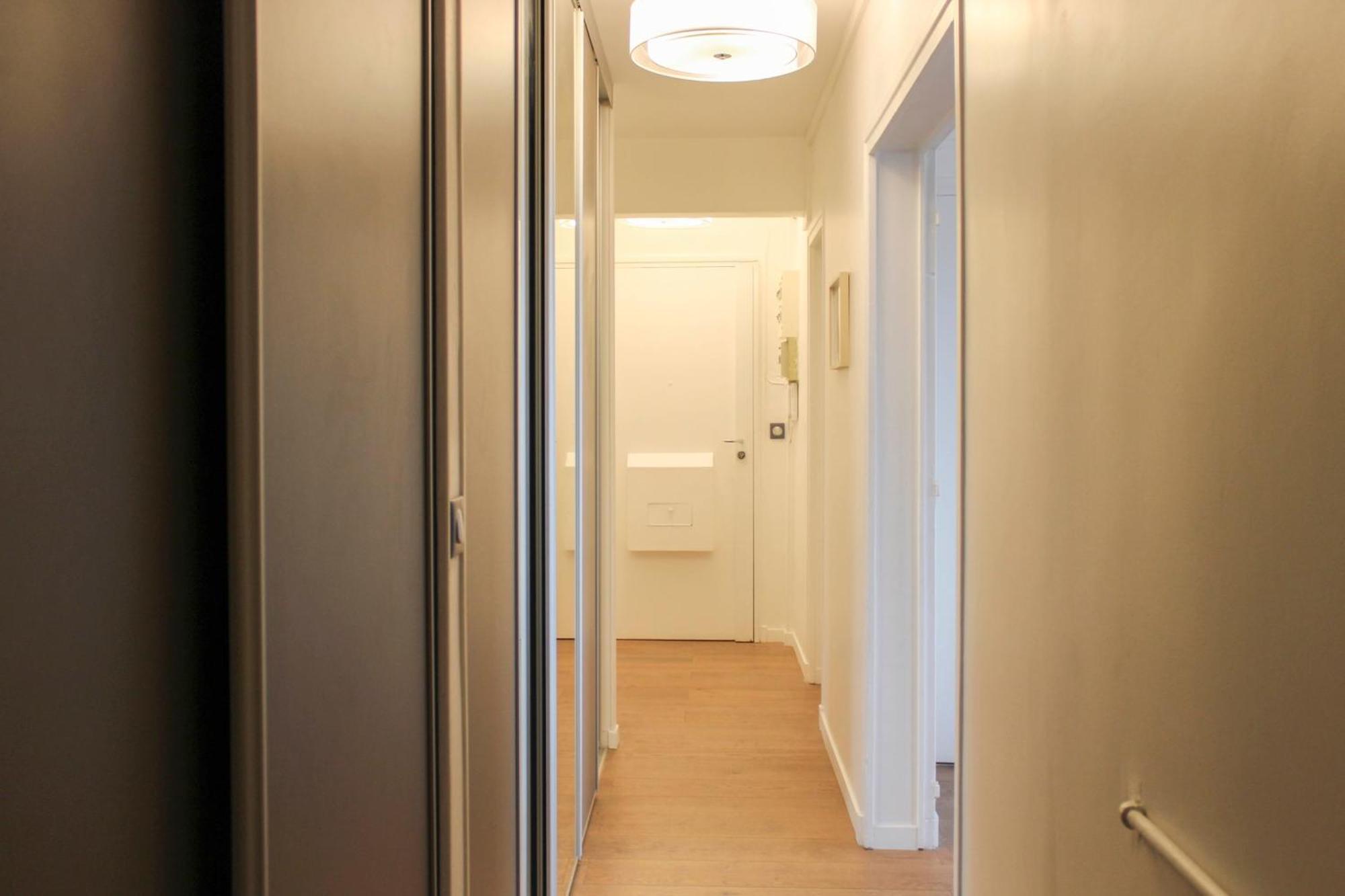 Flat With Breathtaking Views - Close Stadiums Apartment